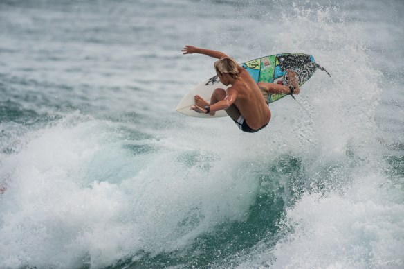 surf, grommet, ripping aerial