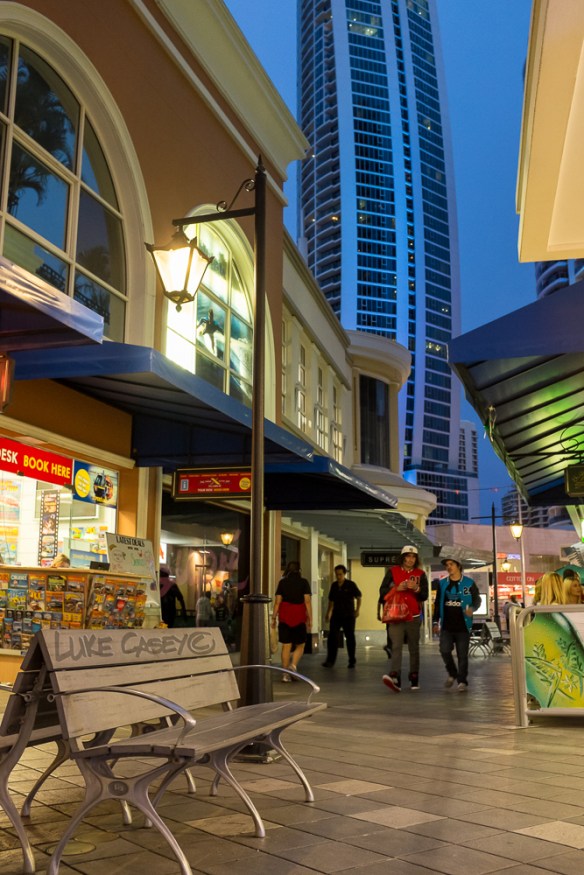 twilight lighting balance streeview