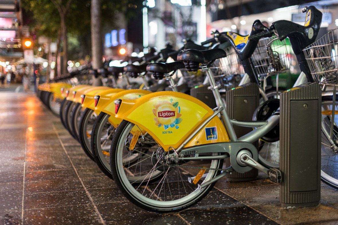 city-bikes-bokeh